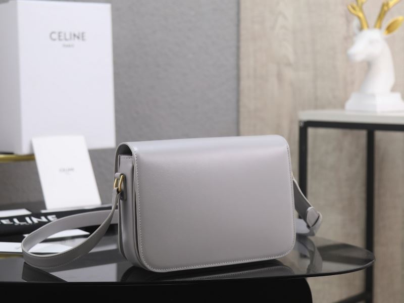 Ce1i*e triomphe bags